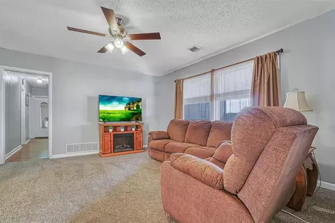 1413 Belle St, Altus, OK 73521 photo 2