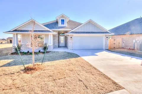 9320 Anaum Ln, Yukon, OK 73099