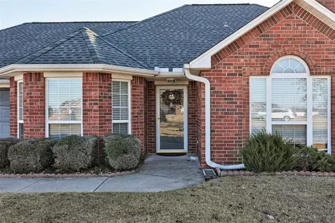 105 Teal Dr, Shawnee, OK 74804