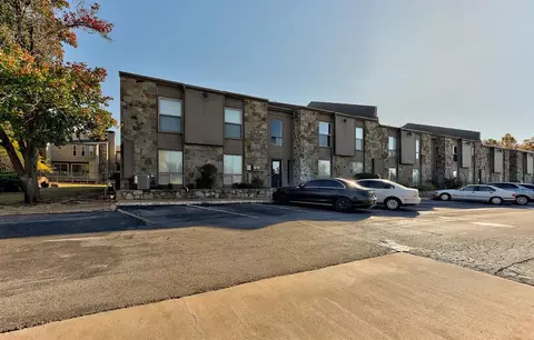 6000 N Pennsylvania Ave #18, Oklahoma City, OK 73112