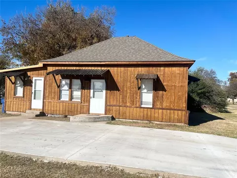 1008 S 19th St, Chickasha, OK 73018