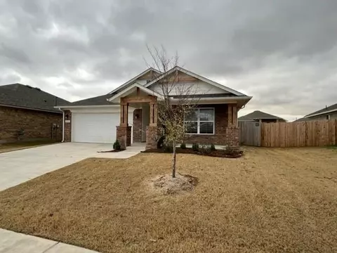 18633 Como Dr, Edmond, OK 73012