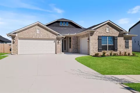10505 NW 33rd Pl, Yukon, OK 73099