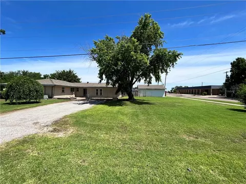 4 SE 3rd St, Tuttle, OK 73089 photo 34