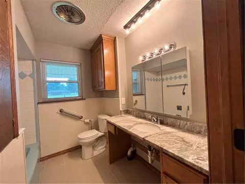 4 SE 3rd St, Tuttle, OK 73089 photo 15