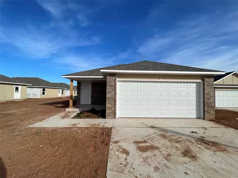 1312 Willowood Cir, Yukon, OK 73099