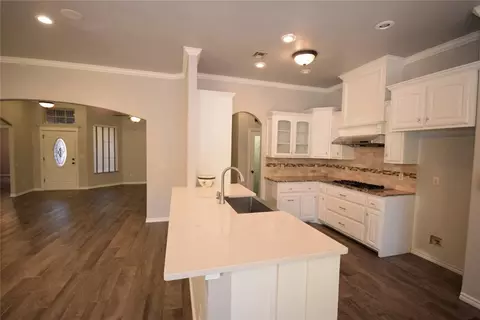 3325 Cheyenne Villa Cir, Edmond, OK 73013