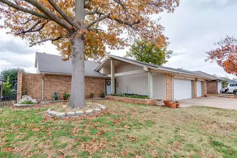 6612 Briarcreek Dr, Oklahoma City, OK 73162