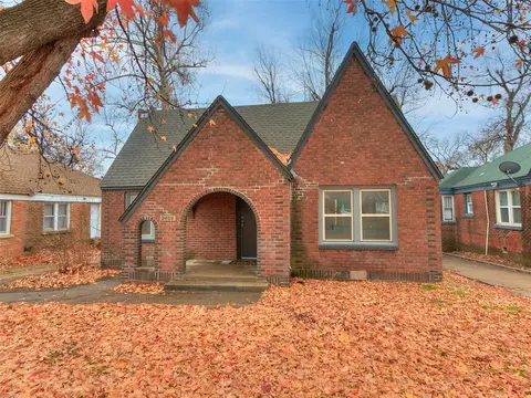 2404 NW 12th St, Oklahoma City, OK 73107