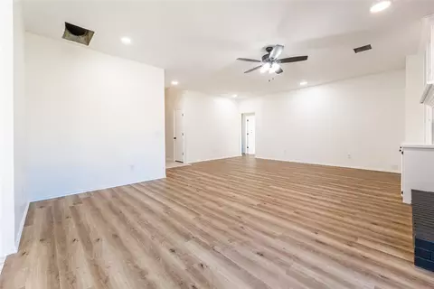 1517 George St, Edmond, OK 73003
