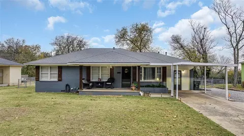 1607 S Walnut St, Pauls Valley, OK 73075