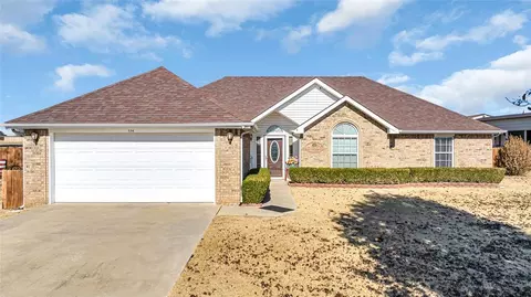 134 Steven Dr, Shawnee, OK 74804
