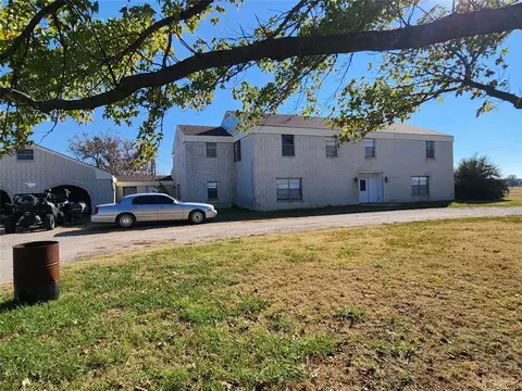 15607 Valley View Rd, Shawnee, OK 74801