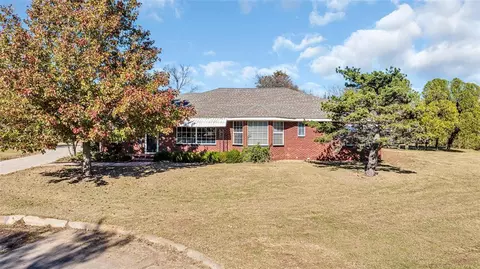 115 Miller Dr, Pauls Valley, OK 73075