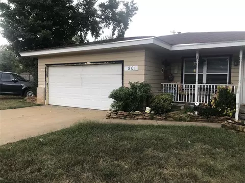 801 E Patricia Dr, Tecumseh, OK 74873