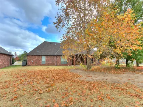 211 Cambrye Dr, Tuttle, OK 73089 photo 10