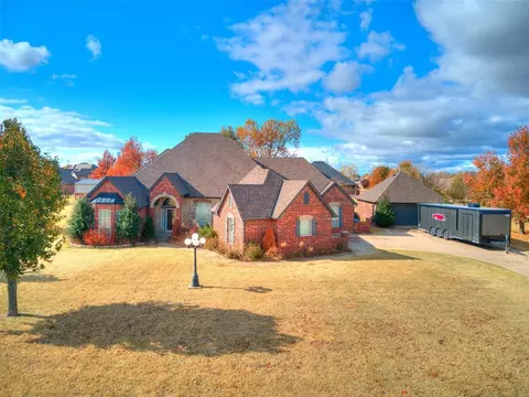 211 Cambrye Dr, Tuttle, OK 73089 photo 2