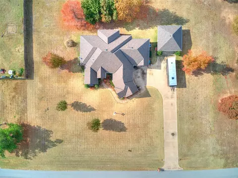 211 Cambrye Dr, Tuttle, OK 73089 photo 14