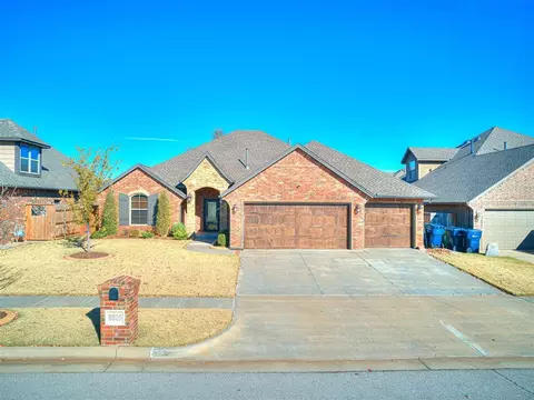 8805 NW 110th St, Oklahoma City, OK 73162