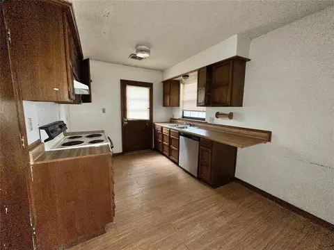 1216 Inis St, Altus, OK 73521 photo 6