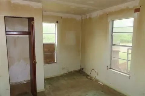 622 E 12th St, Chandler, OK 74834 photo 9