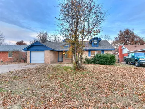 1907 S Jensen Ave, El Reno, OK 73036