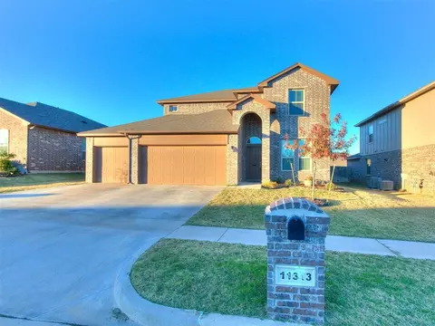 11313 NW 95th Ter, Yukon, OK 73099