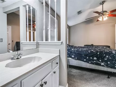 2118 Westmore Dr, Moore, OK 73170 photo 11
