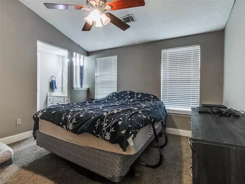 2118 Westmore Dr, Moore, OK 73170 photo 10