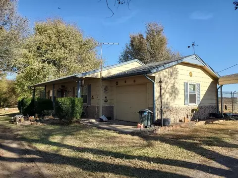583 S Main Ave, Goldsby, OK 73093