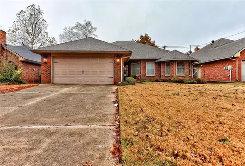2305 Santa Fe Cir, Edmond, OK 73012