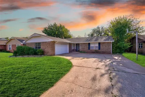 6212 Willowridge Dr, Oklahoma City, OK 73122