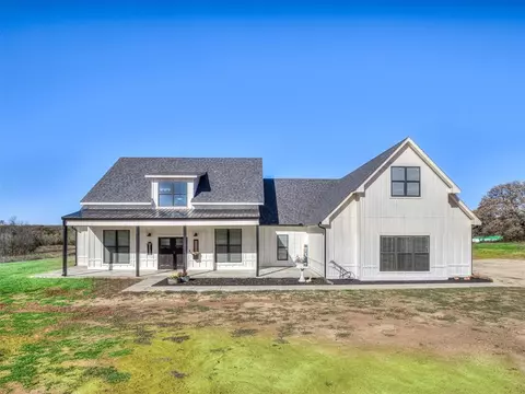10699 Cemetery Rd, Noble, OK 73068