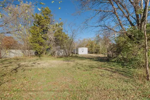 7401 Oak Dr, Edmond, OK 73034