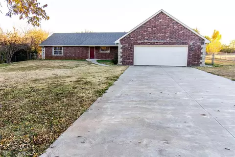2028 NE 96th St, Oklahoma City, OK 73131