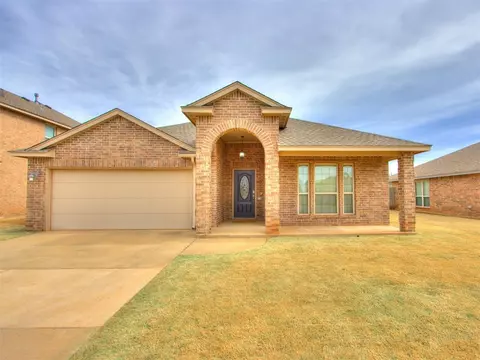 19416 Candleberry Dr, Edmond, OK 73012