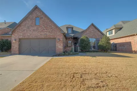 3525 Old Georgetowne Rd, Edmond, OK 73013