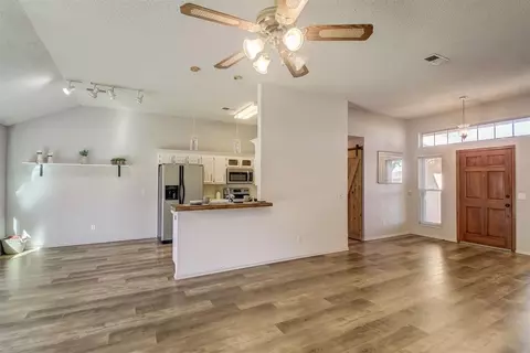 2105 Timberview Dr, Edmond, OK 73013 photo 7
