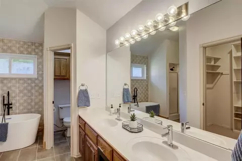 2105 Timberview Dr, Edmond, OK 73013 photo 20
