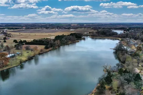 2022 Sioux St, Crescent, OK 73028