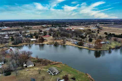2022 Sioux St, Crescent, OK 73028 photo 4