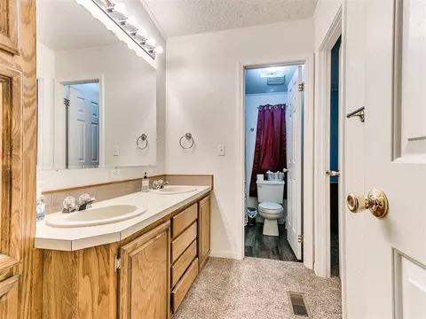9944 Forest Hills Dr, Harrah, OK 73045 photo 23