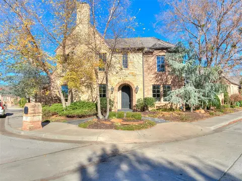337 Saint Clair Dr, Norman, OK 73072
