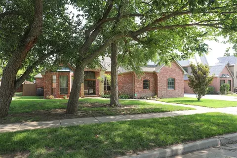 4708 Foxborough Ct, Norman, OK 73072