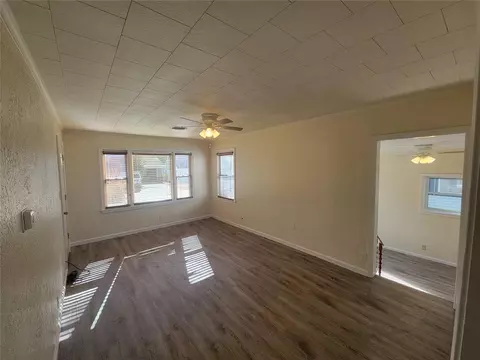 830 E 4th St, Cushing, OK 74023 photo 3