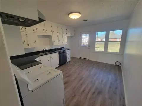 830 E 4th St, Cushing, OK 74023 photo 12