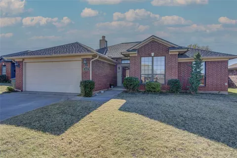 2812 Sandstone Dr, Norman, OK 73071 photo 3