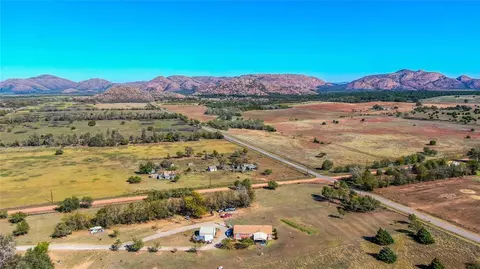15205 S County Road 207, Blair, OK 73526