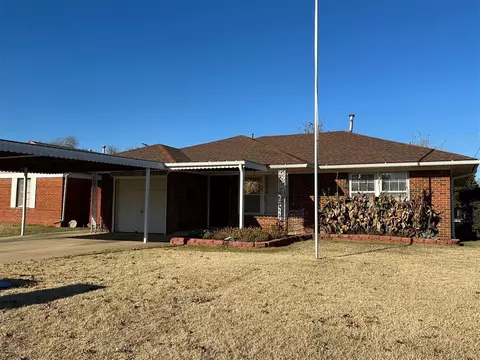 237 E Key Blvd, Midwest City, OK 73110