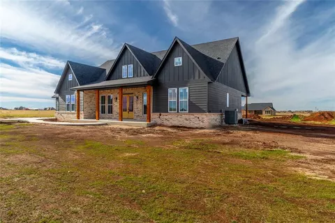 7425 NEagle Dr, Piedmont, OK 73078